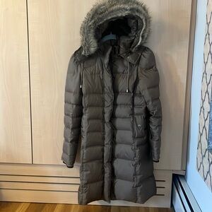 Puffer jacket, Juicy Couture, size Medium, brown